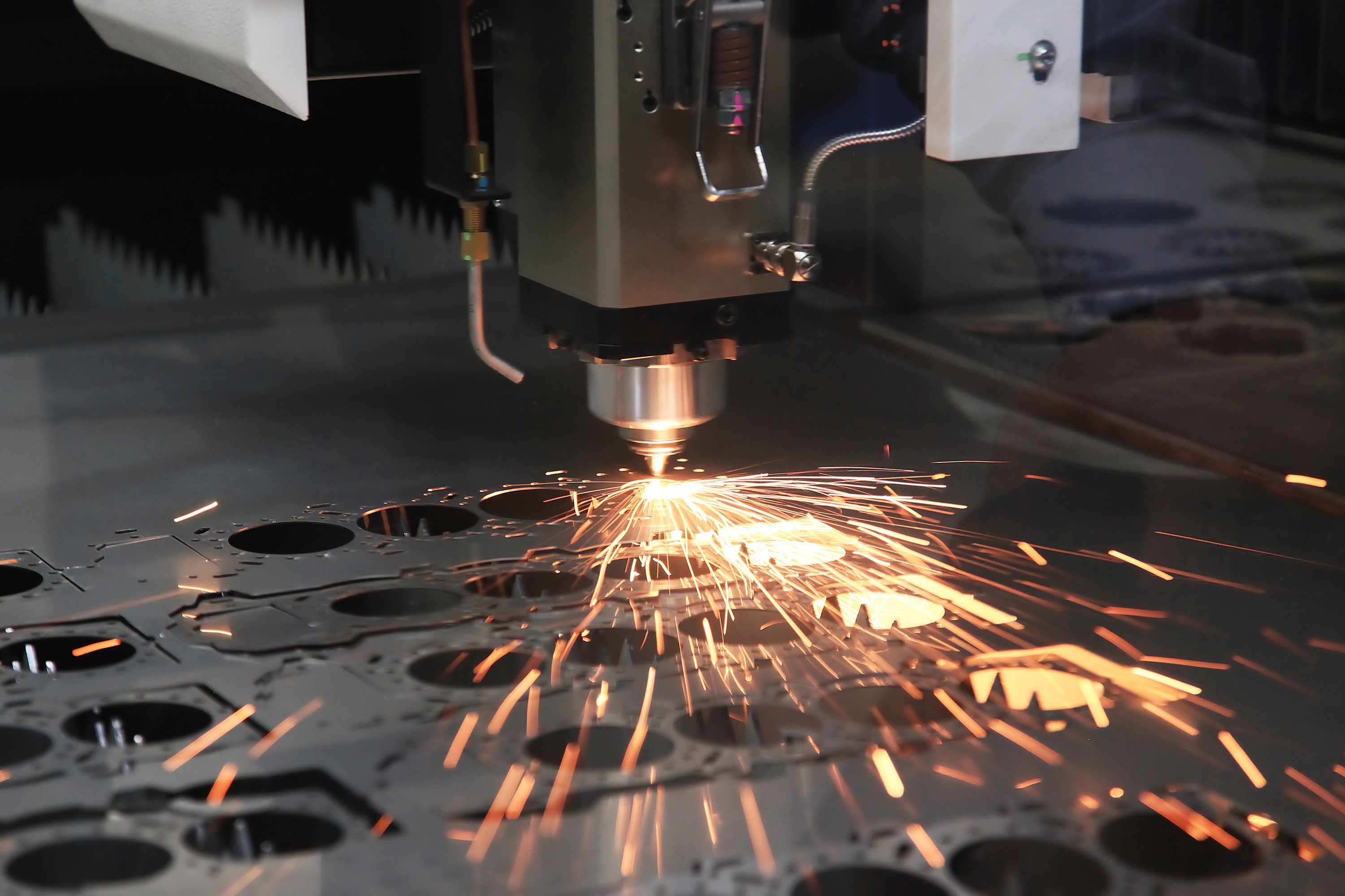 CNC Fiber Laser Cutting